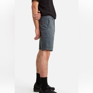 Levi's Men’s Charcoal XX Chino Shorts in Sz 33
